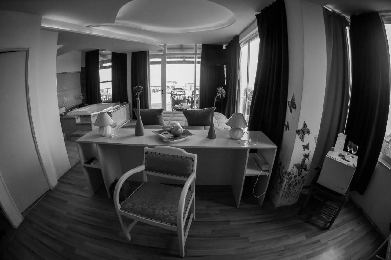 Punta Encanto Posada Boutique Hotell Miramar  Exteriör bild